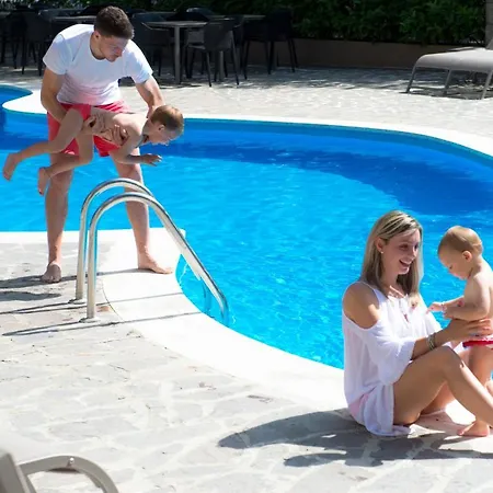 Meridiana Family & Nature 3*