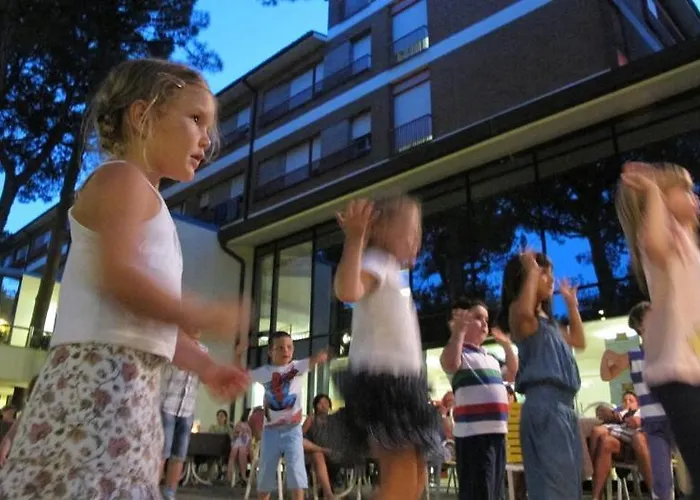 Ξενοδοχείο Meridiana Family & Nature Marina Romea