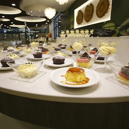 Meridiana Family & Nature