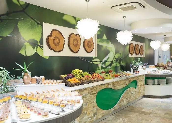 Meridiana Family & Nature Hotel 3*